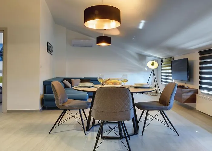 Exclusive Lejlighed *