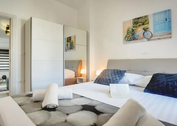 Exclusive Lejlighed *