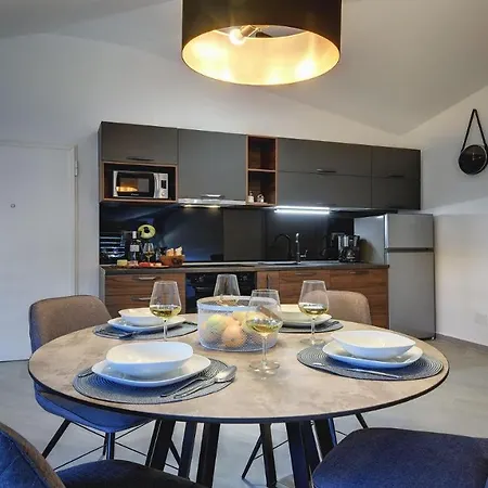 Exclusive Apartamento *